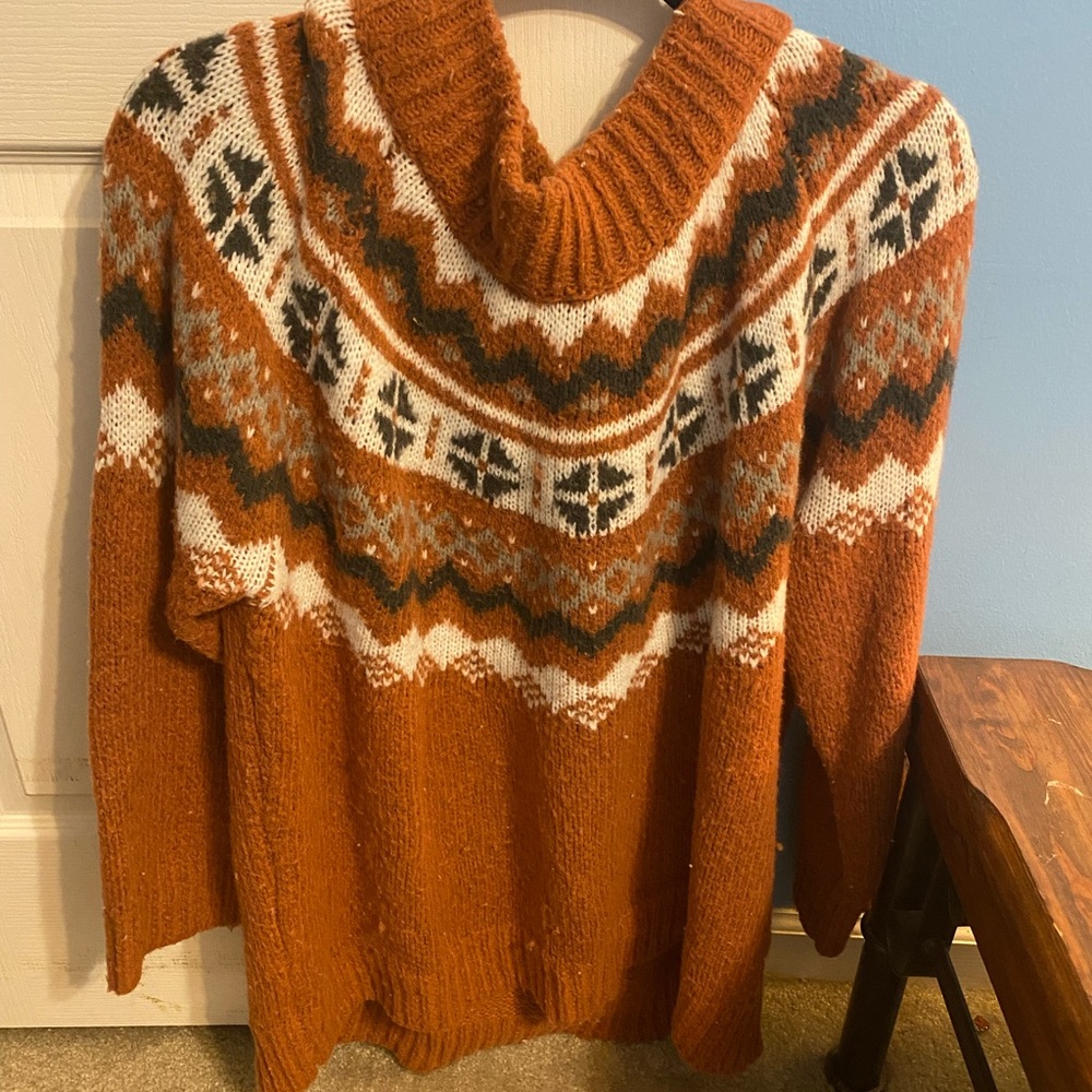 Aerie sweater